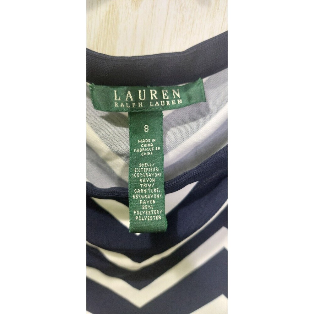 Lauren Ralph Lauren  Sleeveless Dress Navy & White Chevron Print Size 8 - Picture 2 of 8